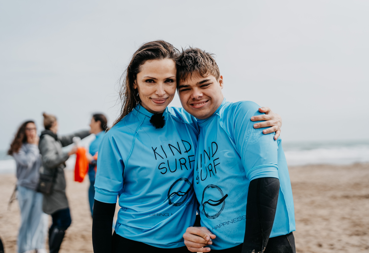 Almudena Fernández y Kind Surf ganan el Laureus Marca Sport For Good ...